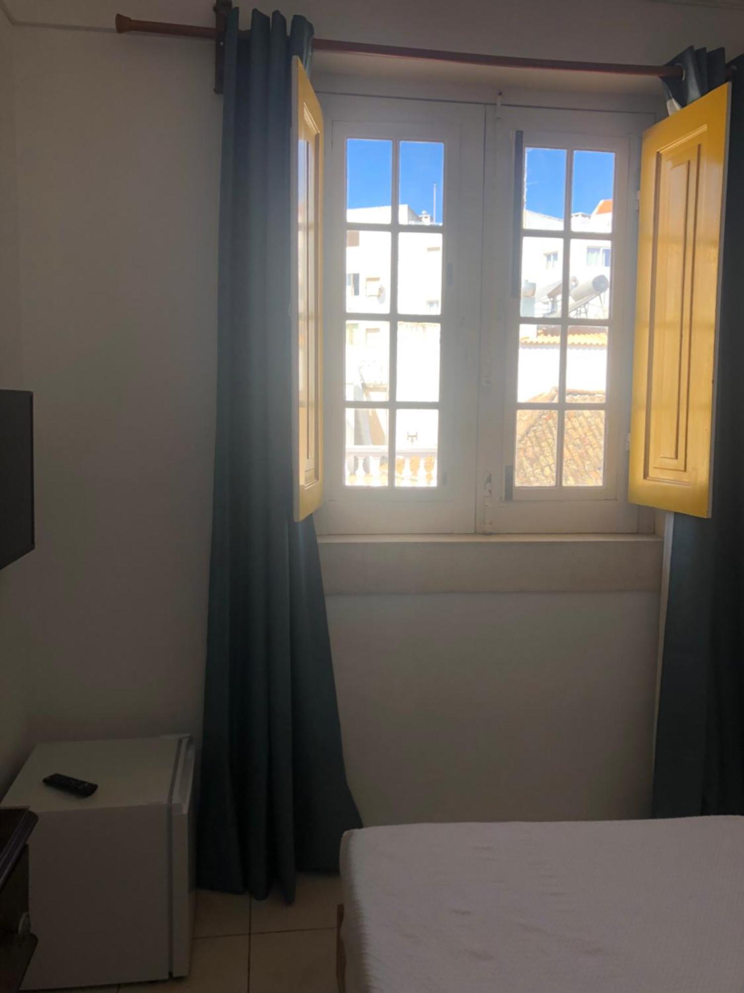 אלבופיירה Maria Guest House מראה חיצוני תמונה