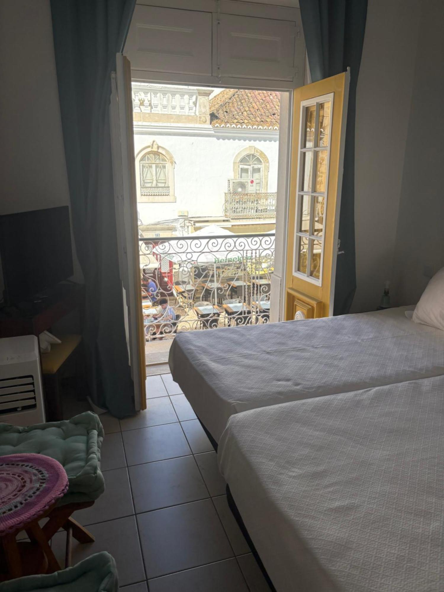 אלבופיירה Maria Guest House מראה חיצוני תמונה